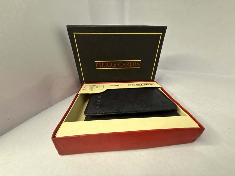 Pierre Cardin Vintage Genuine Leather Trifold Wallet in Black